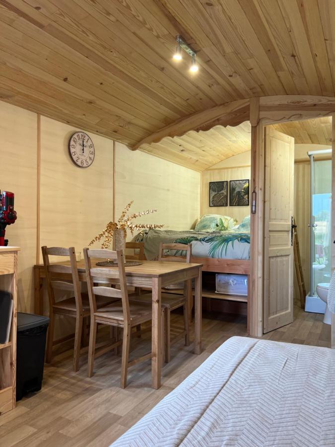 Holiday home Les Roulottes De Kuzco *